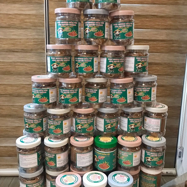 Thịt Trưng Mắm Tép - Hương Vị Ẩm Thực Truyền Thống Đậm Đà (hũ 500g) 11 Thịt Trưng Mắm Tép - Hương Vị Ẩm Thực Truyền Thống Đậm Đà
