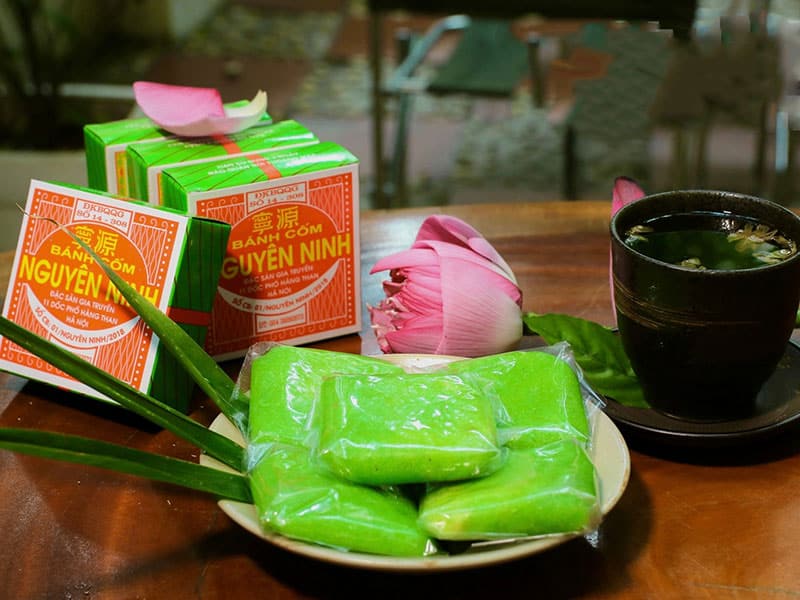 Thức quà ý nghĩa từ bánh cốm Nguyên Ninh Hà Nội 7 banh com nguyen ninh 1 3