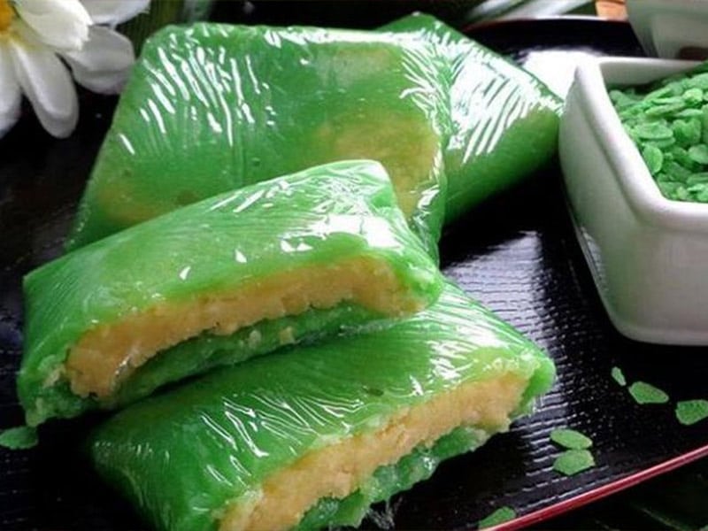 hướng dẫn bạn trẻ làm bánh cốm từ hạt cốm khô