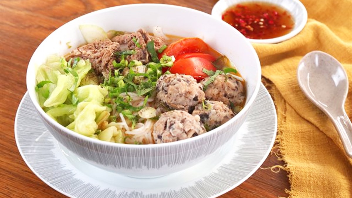 Hà Nội có đặc sản gì? Khám Phá Ẩm Thực Hà Nội 20 Cách nấu bún bung dọc mùng thanh đạm cực ngon hấp dẫn