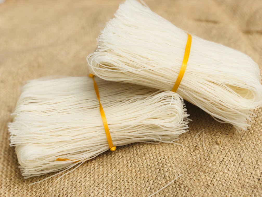 Bún Khô: Nguyên Liệu Cứu Cánh Cho Những Ngày Bận Rộn