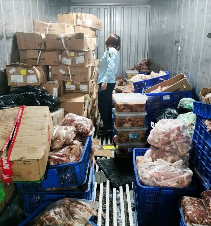 Bắc Từ Liêm xử lý hàng loạt cơ sở vi phạm an toàn thực phẩm