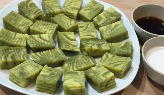 cach lam banh duc la dua don gian khong can han the hay khuay bot 202110040001378620
