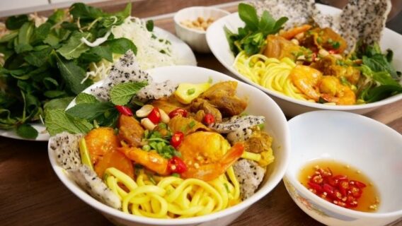 Món Ăn Việt Nam - Hướng Dẫn Khám Phá Ẩm Thực 17 cach nau mi quang dung vi ma khong can ra tiem 202201101026008893