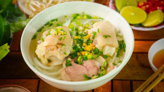 Món ăn đặc sản Miền Nam - Những Món Ngon Phải Thử Một Lần của Miền Nam 14 top quan banh canh trang bang o tay ninh ngon co tieng 1661797570