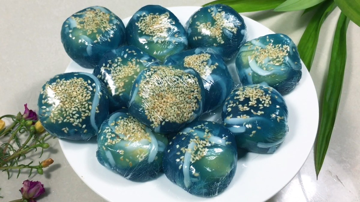 Mua Quà Đặc Sản Hà Nội - Gợi Ý Những Món Quà Độc Đáo và Ý Nghĩa 14 Cách làm bánh phu thê (bánh xu xê) hoa đậu biếc đẹp mắt, đơn giản