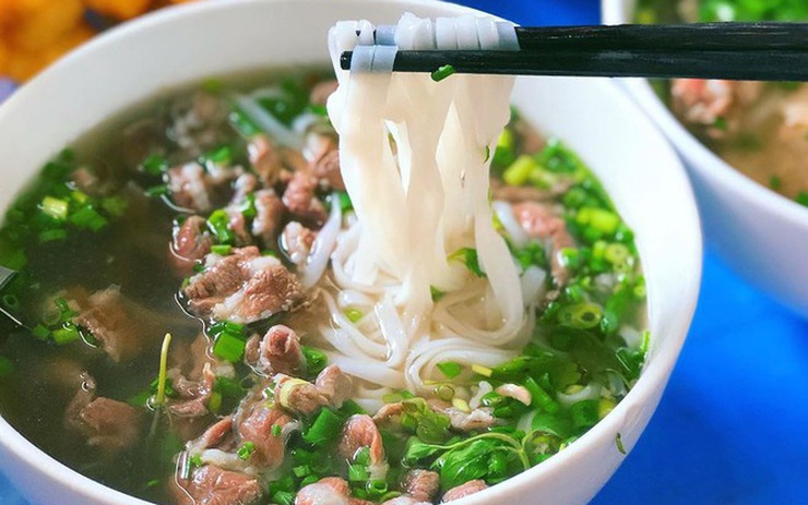Nấu phở ngại nhất và khó nhất là nước dùng, và đây là trọn bộ bí kíp nấu  nước dùng phở ngon ngọt nhất