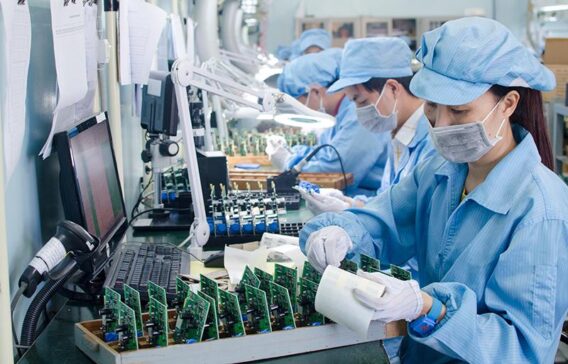 Ngành Công Nghiệp Của Nước Ta Hiện Nay Tiềm Năng và Thách Thức 5 dien tu2