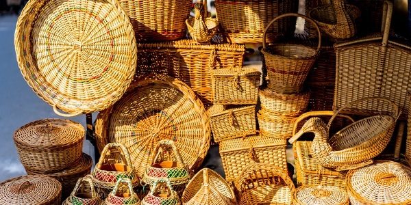 Quà Đặc Sản Hà Nội – Tinh Tủy Ẩm Thực Và Văn Hóa Thủ Đô Làm Quà Biếu Ý Nghĩa 35 Gửi đồ thủ công mỹ nghệ đi Mỹ nhanh nhất, cước phí rẻ nhất
